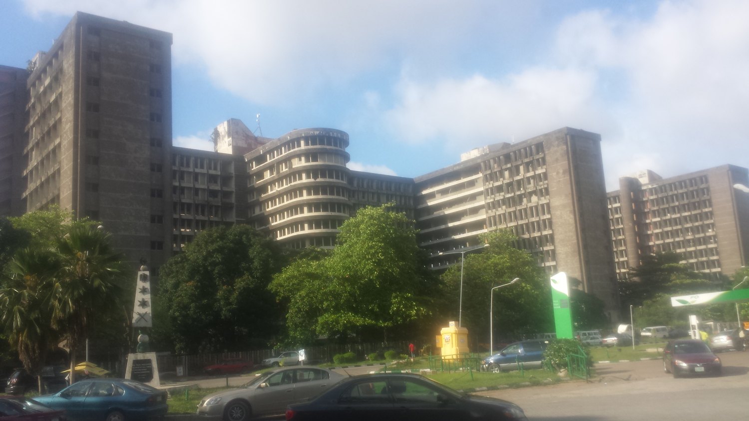 Old Secretariat, Lagos — context photograph